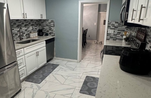 Temple Terrace House | Welcome to your perfect getaway!
