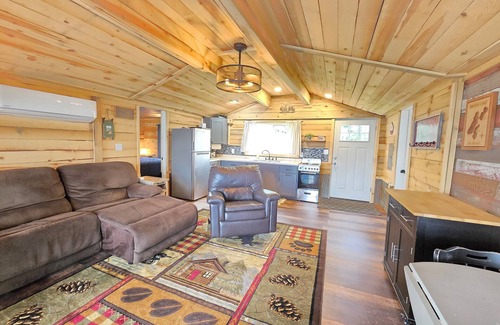 Clear Lake Cabin | Welcome to your relaxing getaway on the sought after Briggs Lake Chain!