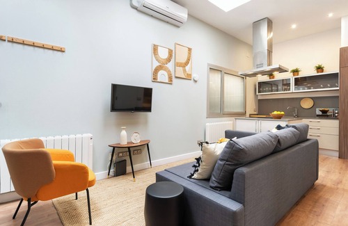 el Fort Pienc Apartment | Welcome to your stylish retreat in the heart of Barcelona!