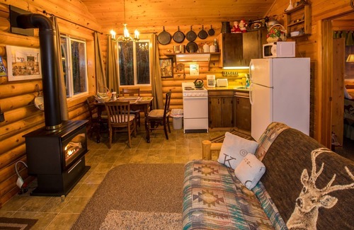 Concrete Cabin | Welcome to your year-round mountain getaway and historic ranch in the foothills of the North Cascades!