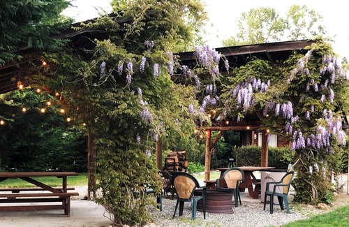 Concrete Cabin | Welcome to your year-round mountain getaway and historic ranch in the foothills of the North Cascades!