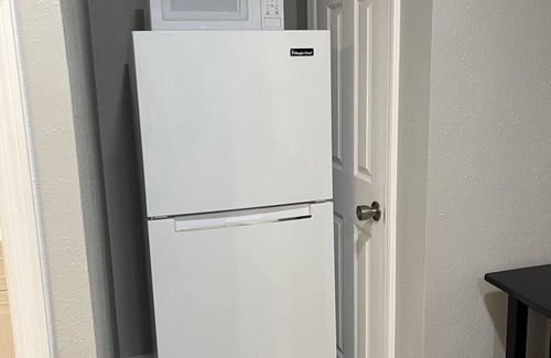 Embassy Hills Apartment | Welcome toCozy La Palma B, is quite and clean pleace