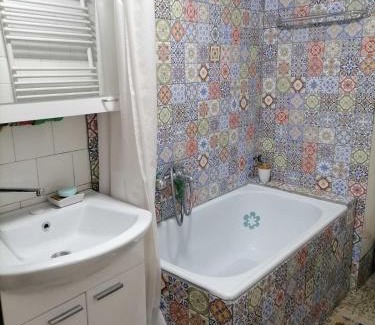 Banovo brdo Apartment | Welcoming 1 studio apartment with terrace