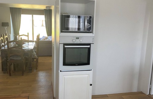 Clere-les-Pins House | Welcoming 2-bedroom house in Cléré-les-Pins, many castles around.