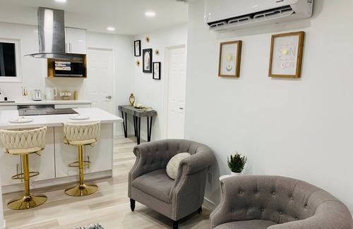 Central District Apartment | Welcoming 2-bedroom apartment with AC in vibrant Seattle