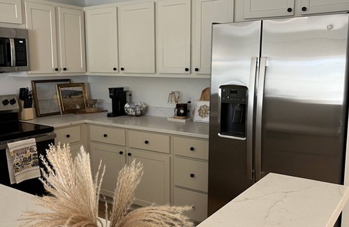 Starkville Condo | Welcoming 3-bedroom condo, On campus, short walk to Davis Wade and Dudy Noble