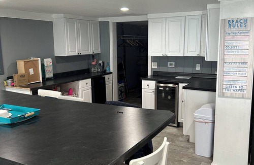 Lewiston House | Welcoming 5 Bedroom 2 Full Bath house on East Twin Lake in charming Lewiston, MI