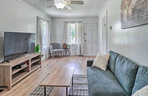 Alcoa Cottage | Welcoming Alcoa Cottage w/ Mountain Views!