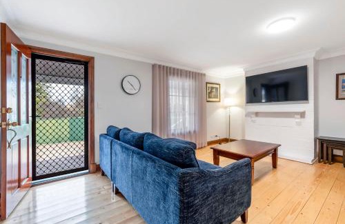 Tanunda House | Welcoming Ambiant 3BR Abode