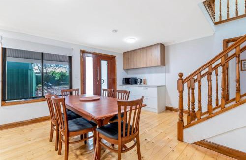 Tanunda House | Welcoming Ambiant 3BR Abode