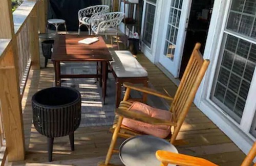 New Concord House | Welcoming and Cozy 2 bedroom KY lake cottage * Beautiful Views!