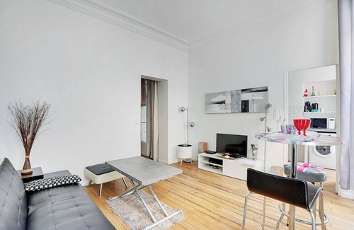 Strasbourg -Saint-Denis Apartment | Welcoming apartment - 1BR/2P - Arts et Métiers