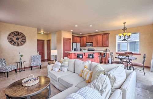 Mountain View District House | Welcoming Bend Home < 4 Mi to Pilot Butte!