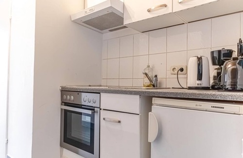 Rudolfsheim-Funfhaus Apartment | Welcoming Budget 1BR Apt. With Best Location