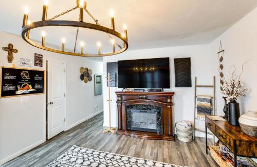 Bullhead City House | Welcoming Bullhead City Home with Pool and Game Room!