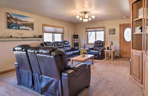 Canon City House | Welcoming Cañon City Abode - Walk to River!