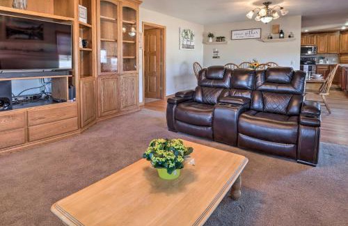 Canon City House | Welcoming Cañon City Abode - Walk to River!