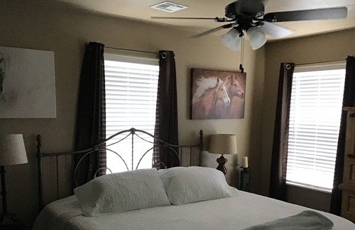 Lincoln County House | Welcoming, Clean, Relaxing and Private Home on acreage