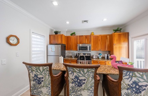 Marathon House | ★Welcoming Family Vacation Gated home★with private heated pool and Patio