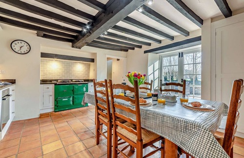 Minster Lovell Cottage | Welcoming holiday cottage - Causeway Cottage