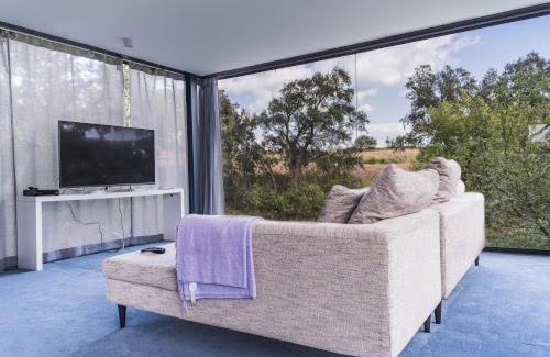 Foros de Vale de Figueira House | Welcoming house with pool in Montemor-o-Novo, lake view