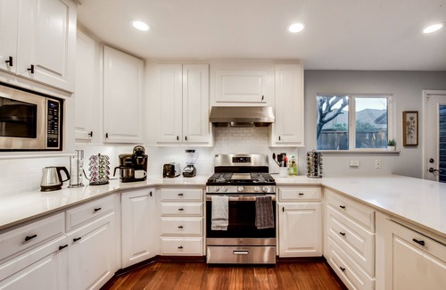 Lake Highlands House | Welcoming Neighborhood 4 Bed 3 Bath Single Story