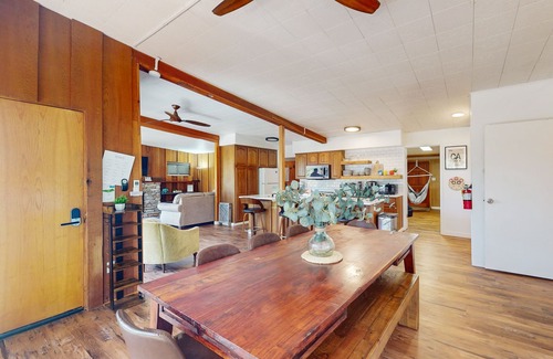 Wishon House | Welcoming retreat with a full kitchen, central AC, & washer/dryer - dogs welcome