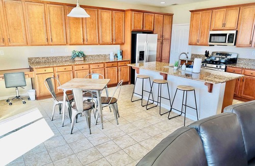 Reno House | Welcoming Scenic Haven/Sleeps 18