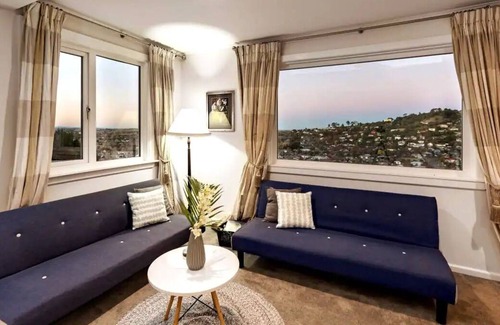 Christchurch House | Welcoming & spacious private room