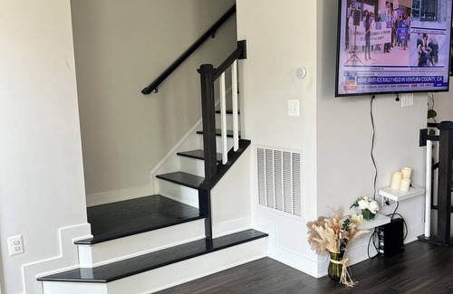 Landover House | Welcoming townhome with WiFi in Hyattsville