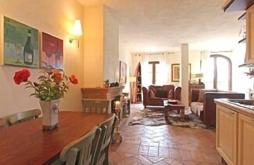 Ficulle Apartment | Well Appointed Apartment In Hill Top ‘Borgo’ Set In Stunning Umbrian Countryside