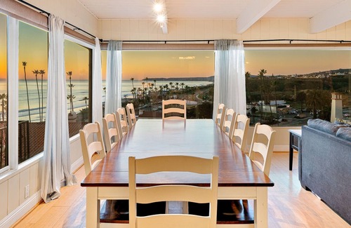 San Clemente Cottage | Well-appointed beach cottage with panoramic views, outdoor patio, free WiFi