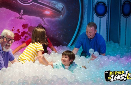 Pigeon Forge Condo | Well-appointed condo in town w. jacuzzi tub, fireplace + pool access