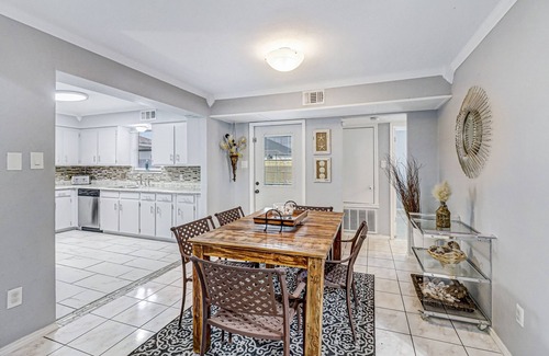 South Side House | Well-appointed home with a pool, children's items, fireplace, washer/dryer, & AC