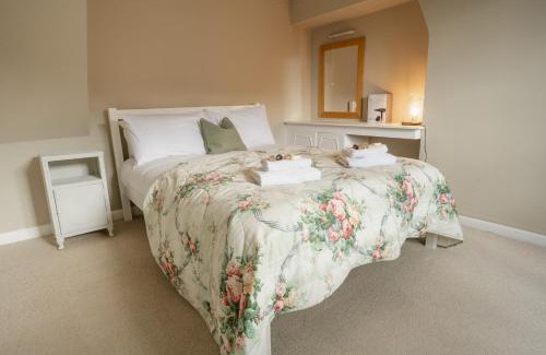 Rossett House | Well decorated & traditional cottage on Wales England border - sleeps 7