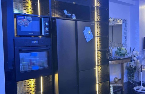 Downtown Condo | Well-Equipped Condo for Rent.