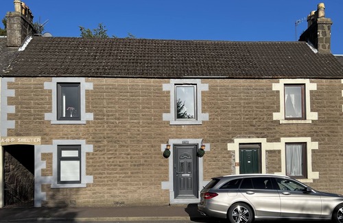 Crieff Cottage | Well equipped dog friendly cottage ideal for relaxing, walking, cycling, golf