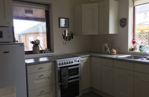 Trearddur Bay House | Well equipped family bungalow near beach at Trearddur Bay Anglesey