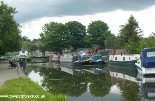 Leeds Apartment | Well equipped home for a relaxing cosy and luxurious fun stay