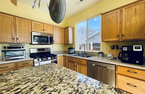 Northwest Reno House | Well-Equipped Reno Home - Workation Getaway