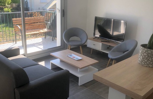 Fouesnant Apartment | Well-exposed T3 apartment with 2 balconies near the beach