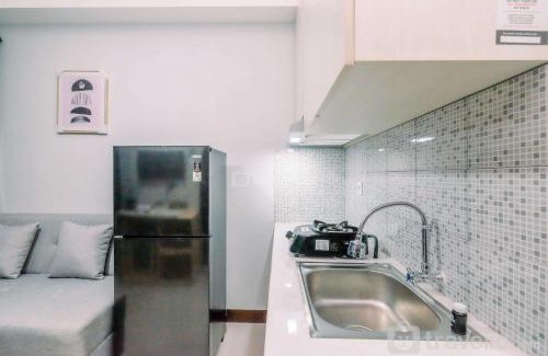 Bogor Selatan Apartment | Well Furnished and Comfy 2BR at Royal Heights Apartment By Travelio