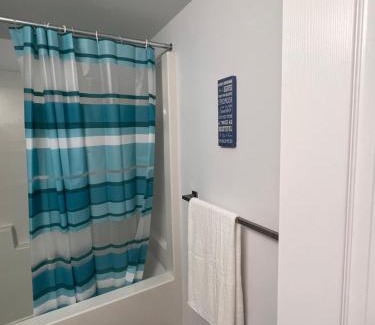 Transcona Apartment | Well furnished Basement Suite-With Private Entrance