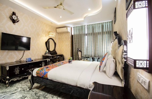 Guindy House | Well Furnished Rooms&Near to Alandur Metro Station