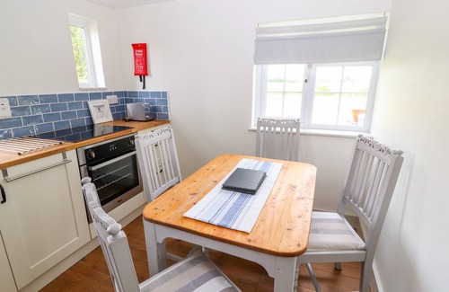 Chester Cottage | WELL HOUSE FARM FLAT 1, pet friendly, with a garden in Bretton
