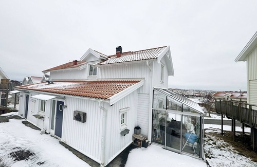 Skaerhamn House | Well laid out villa in central Skärhamn, Tjörn | SE09050