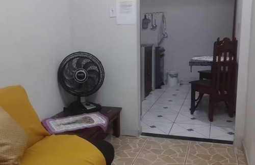 Batista Campos House | Well located house with patio. Caripunas Street.