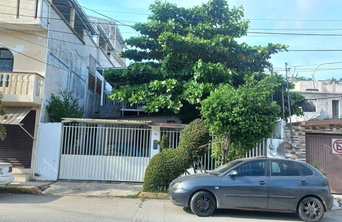 Hornos Insurgentes Apartment | Well located, close to everything