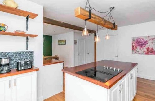 Laprairie House | Well located, quite and comfortable house