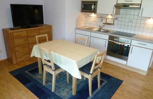 Hainzenberg Apartment | Well maintained, quiet and sunny apartment with stunning panoramic views